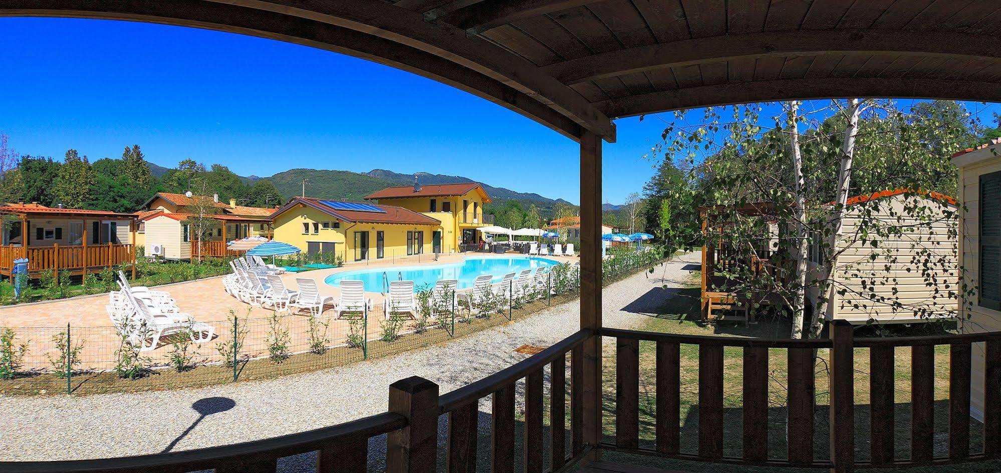 Il Borgo Delle Arti Hotel Verbania Exterior foto