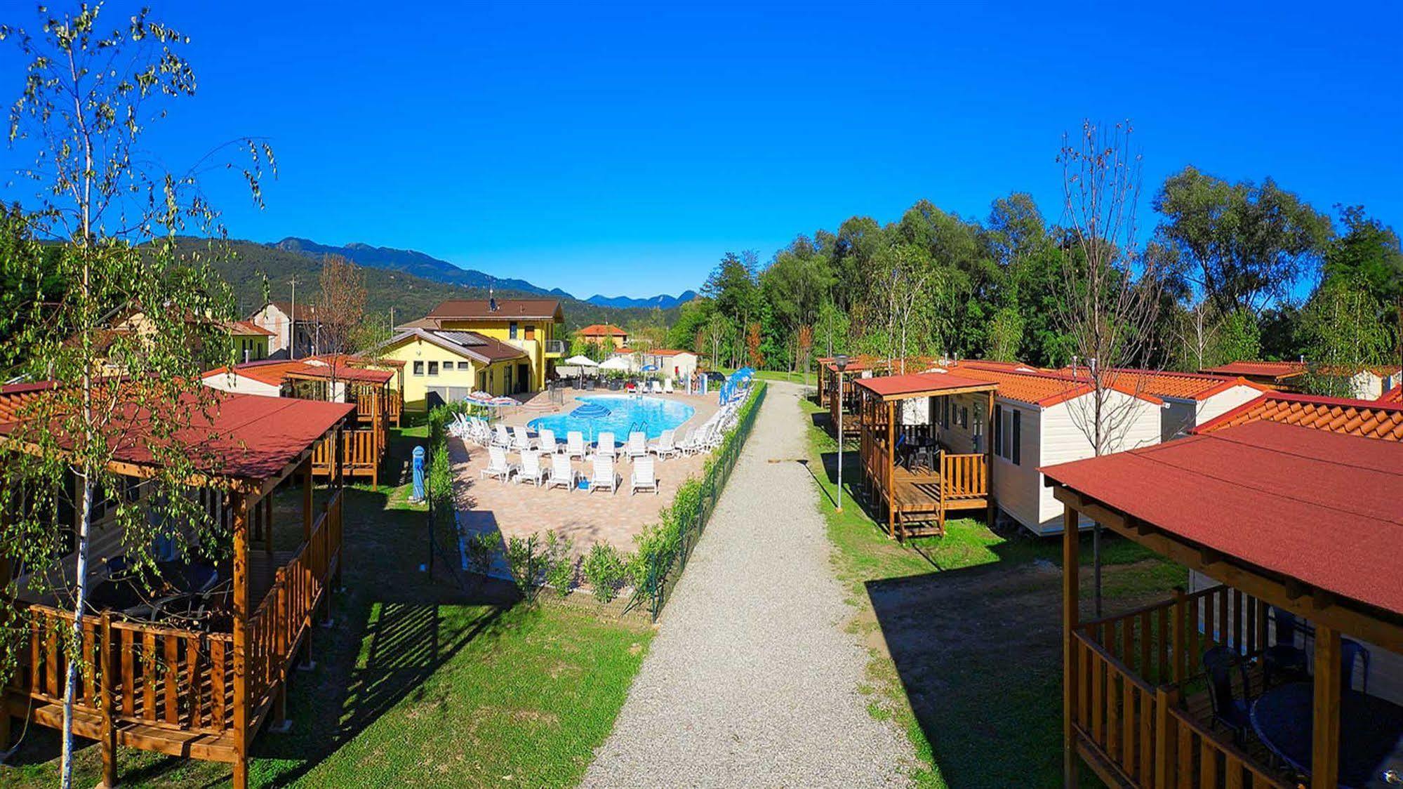 Il Borgo Delle Arti Hotel Verbania Exterior foto